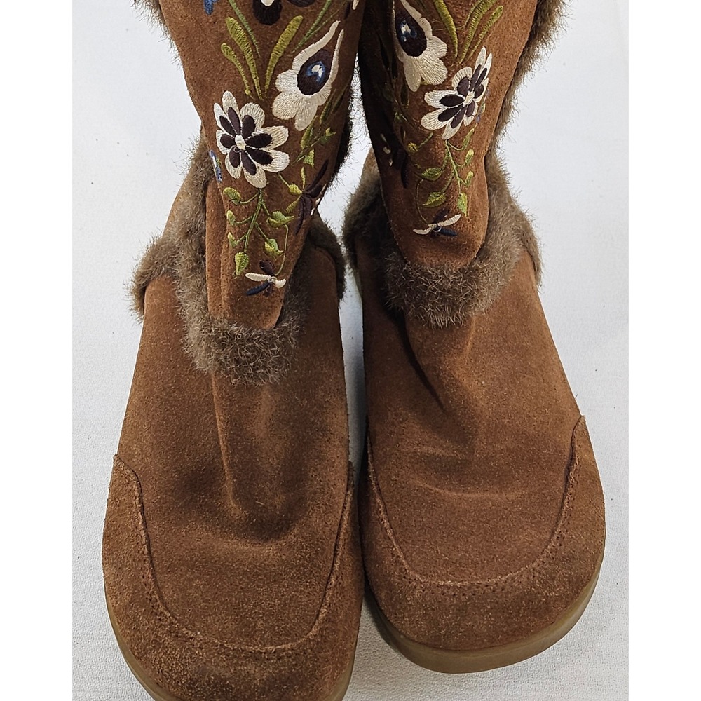 Report‎ Nanuk Brown Suede Floral Embroidered Faux Fur Trim Boots Womens 6.5